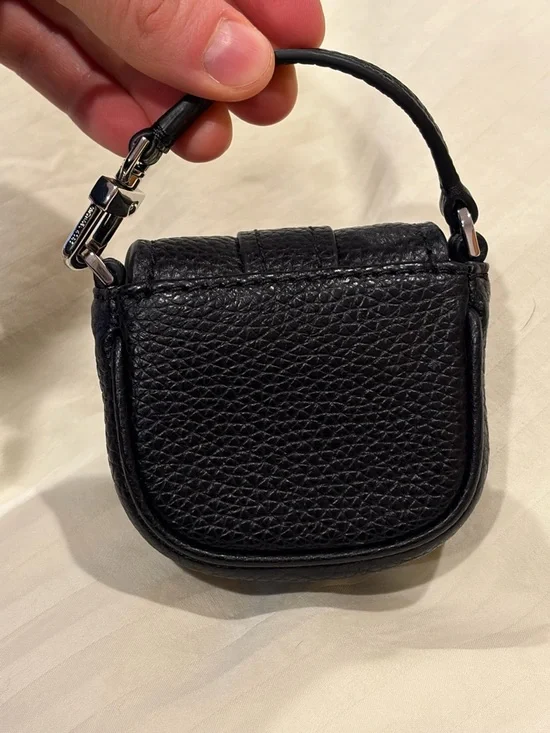 NWT Michael Kors Zoe Leather Bag Charm/AirPods Case - Picture 3 of 5